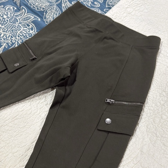 EXPRESS STRETCHY CARGO PANTS - MEDIUM - Picture 4 of 7